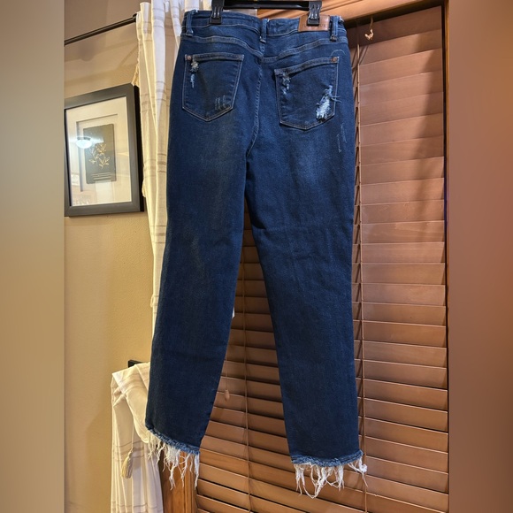 Judy Blue Straight Fit Distressed Blue Jeans - Picture 4 of 4
